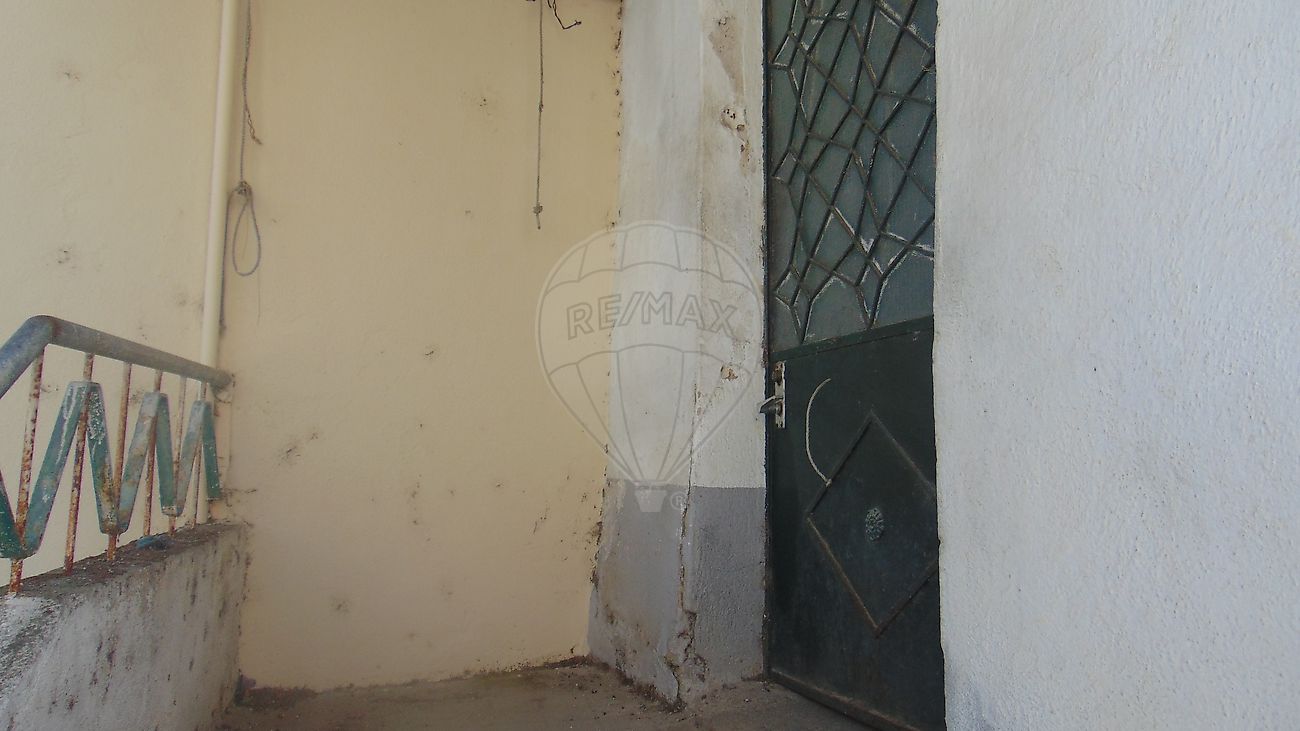 Moradia T1 à venda em Vale de Azares, Celorico da Beira — foto 8