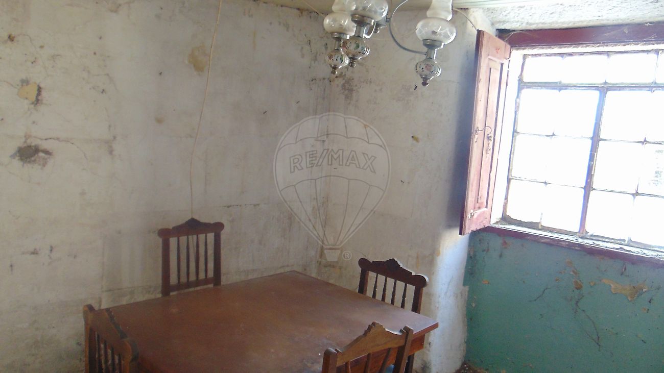 Moradia T1 à venda em Vale de Azares, Celorico da Beira — foto 11