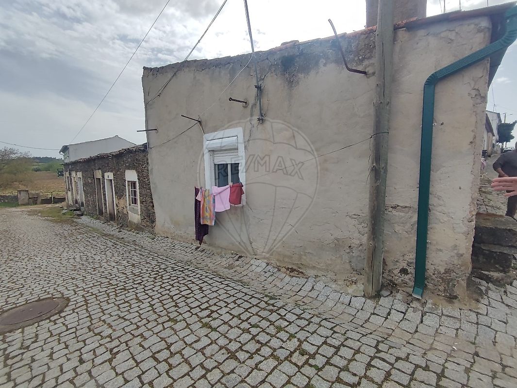 Moradia T2 à venda em Almofala e Escarigo, Figueira de Castelo Rodrigo — foto 7