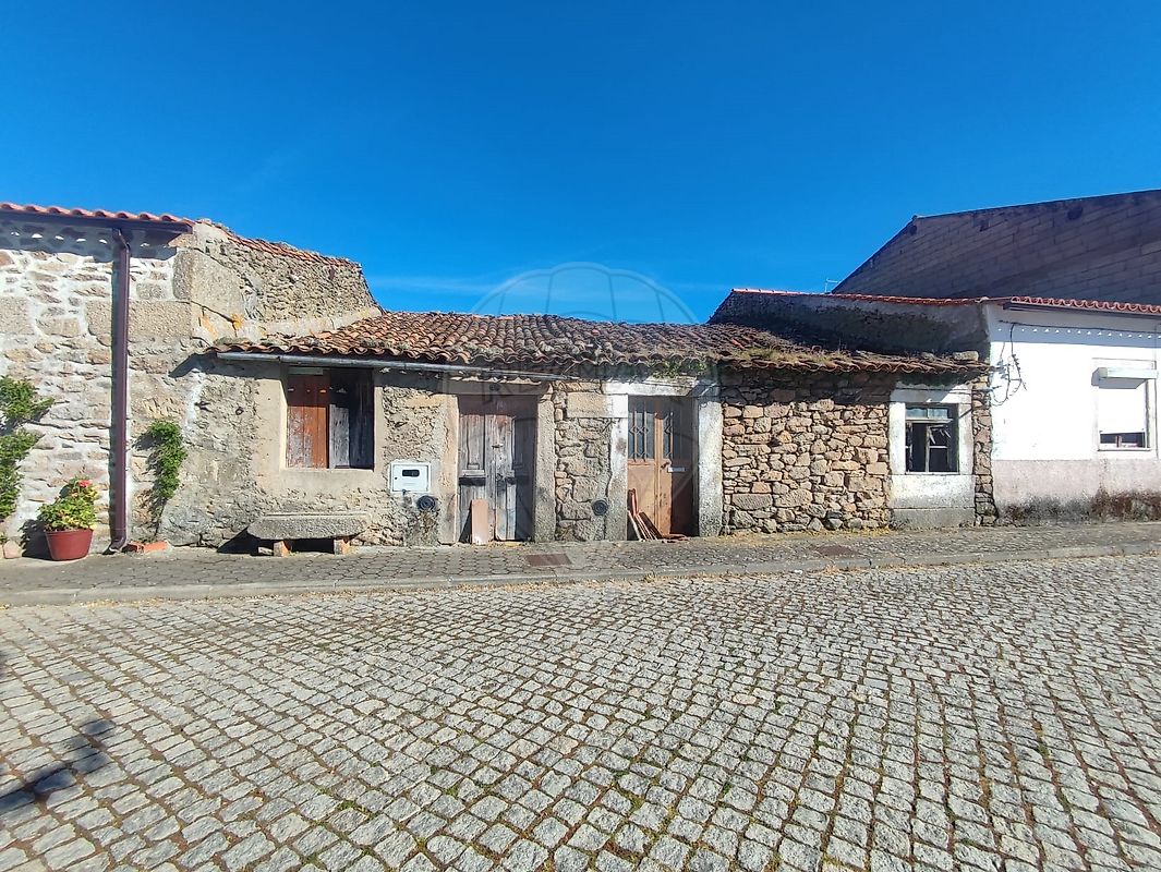 Moradia - Escalhão, Figueira de Castelo Rodrigo, Guarda