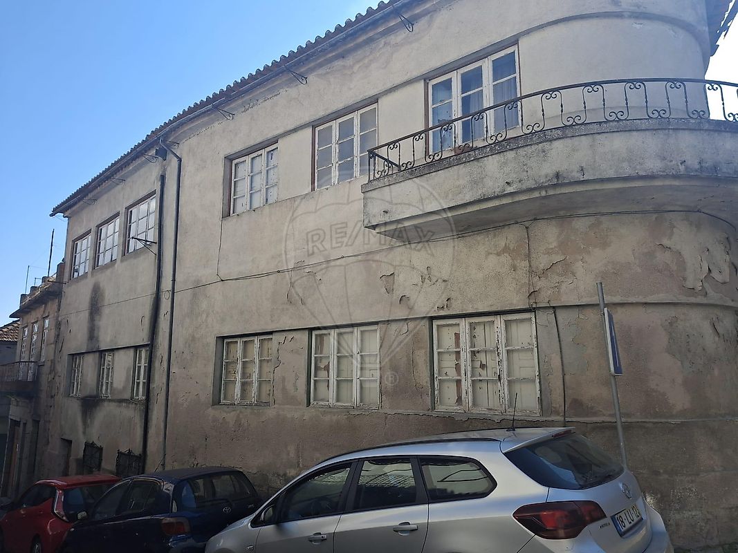 Moradia - Vila Nova de Tazem, Gouveia, Guarda
