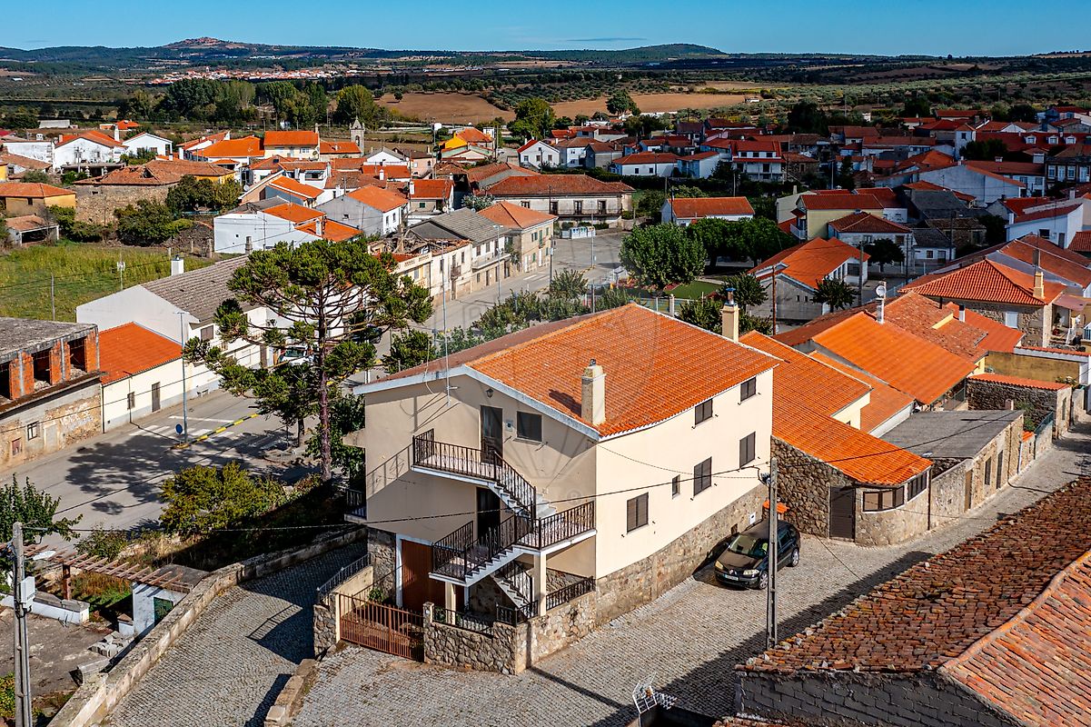 Moradia T6 - Cinco Vilas e Reigada, Figueira de Castelo Rodrigo, Guarda