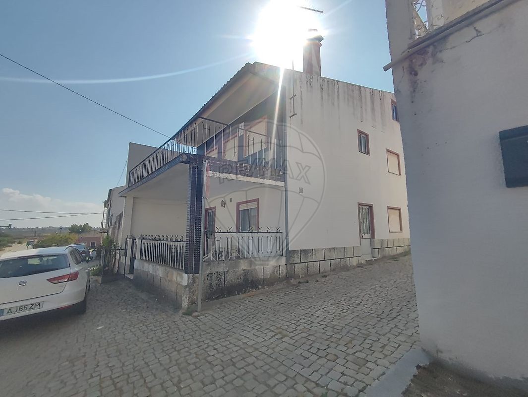 Moradia T3 à venda em Colmeal e Vilar Torpim, Figueira de Castelo Rodrigo — foto 7