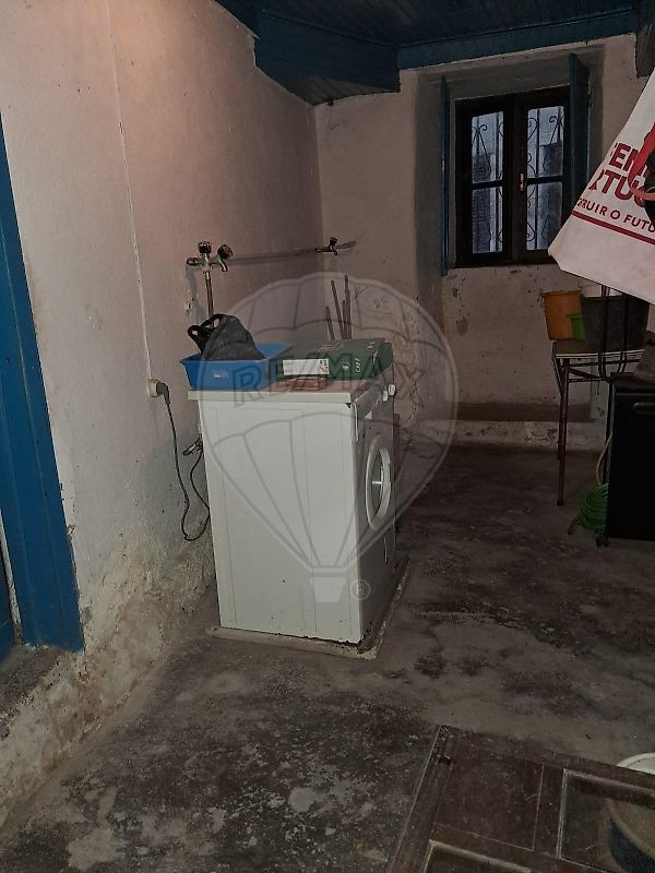Moradia T2 à venda em Celorico (São Pedro e Santa Maria) e Vila Boa do Mondego, Celorico da Beira — foto 2
