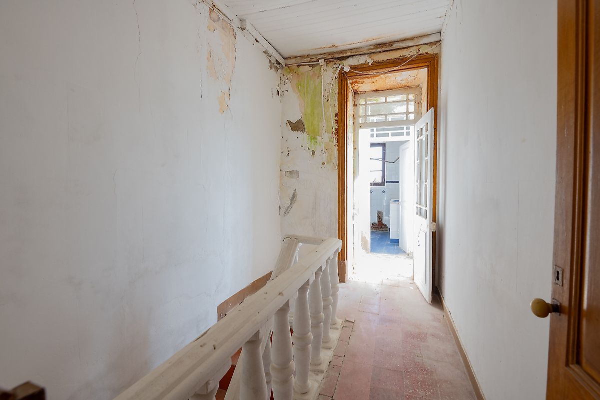 listing 122741062-100 picture-0