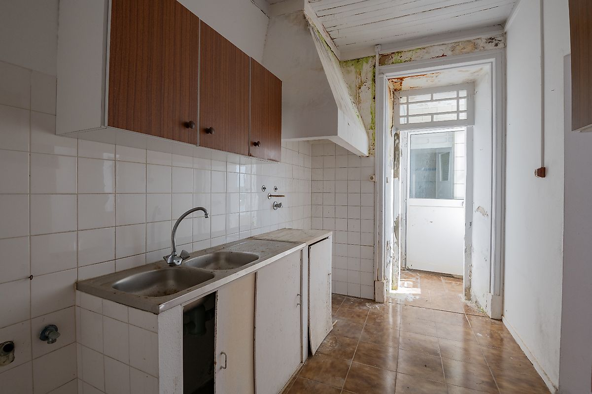 listing 122741062-100 picture-0