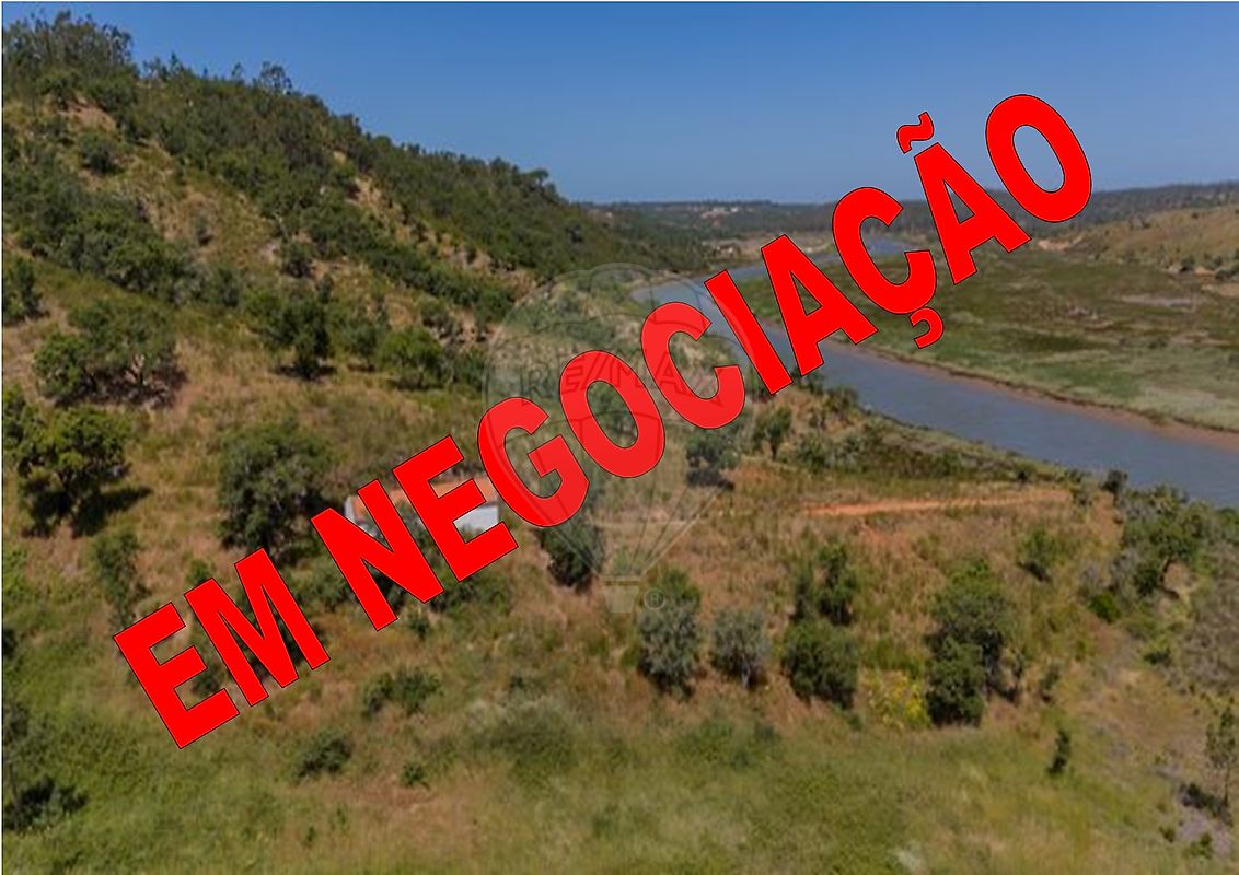 Quinta  à venda em Odemira