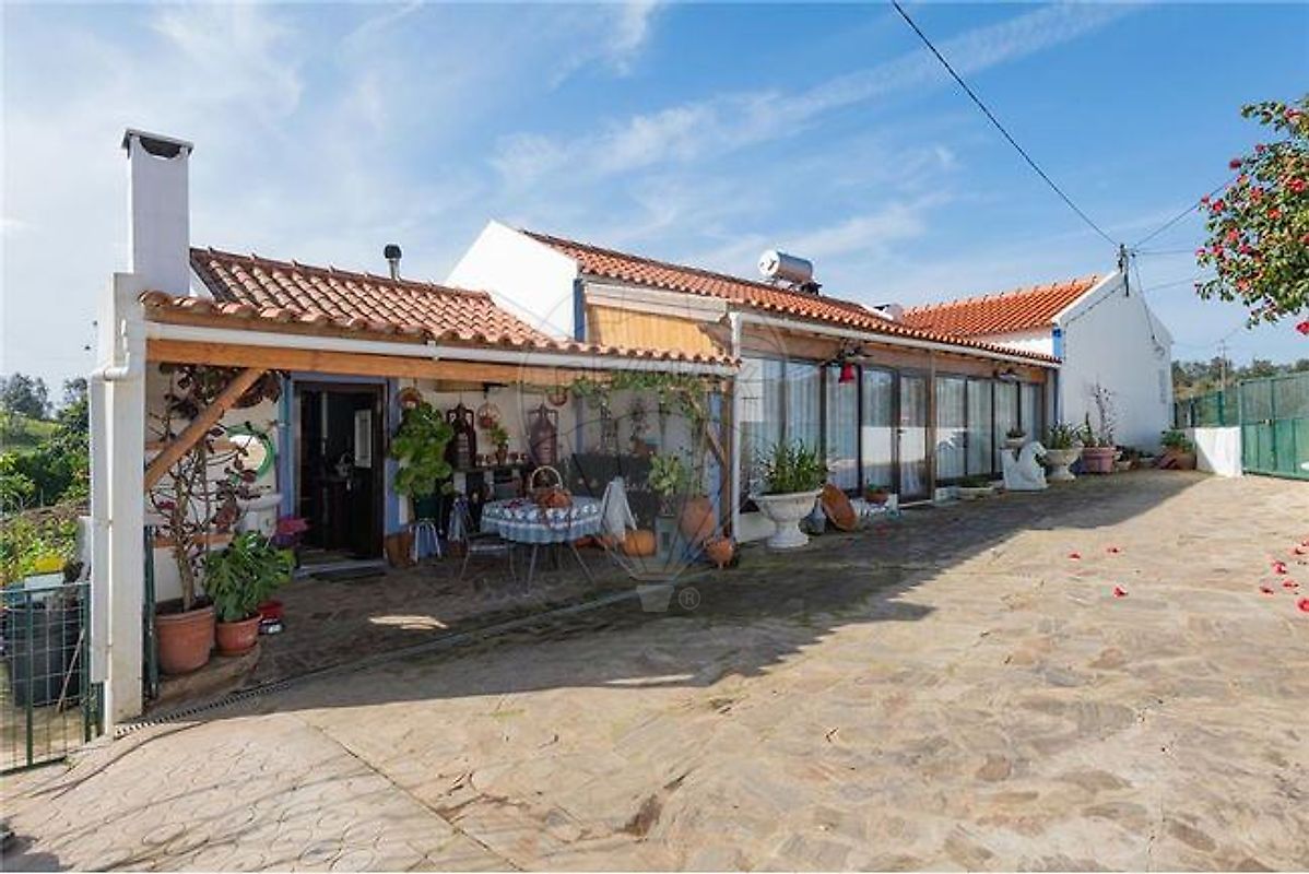 Moradia T2 à venda em Santiago do Cacém