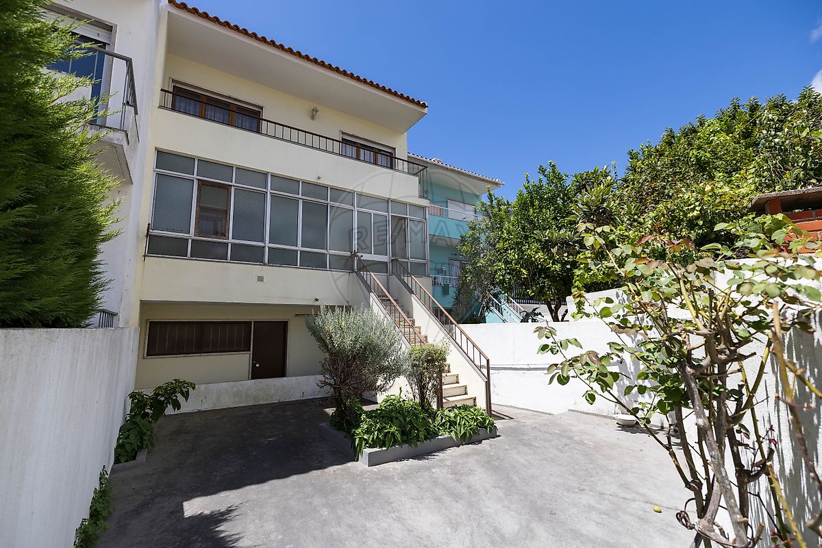 Apartamento T4 à venda em Oeiras