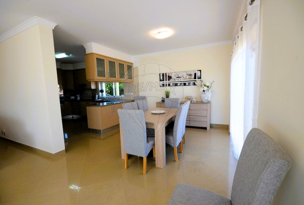 listing 122881202-85 picture-0