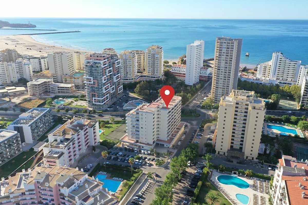 Garagem  à venda em Praia da Rocha