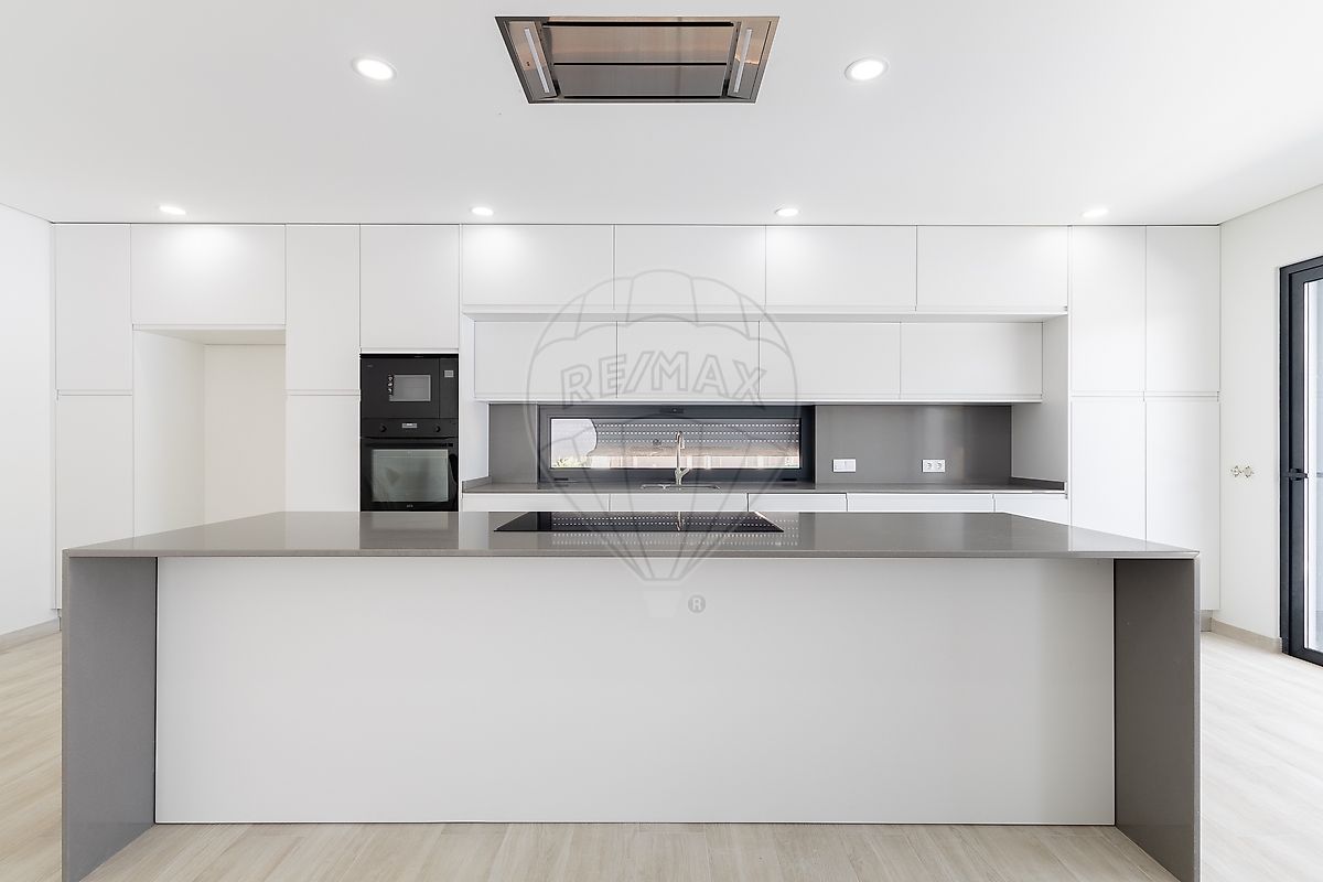 listing 122881202-188 picture-0