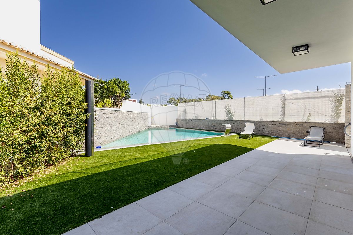 listing 122881202-209 picture-0
