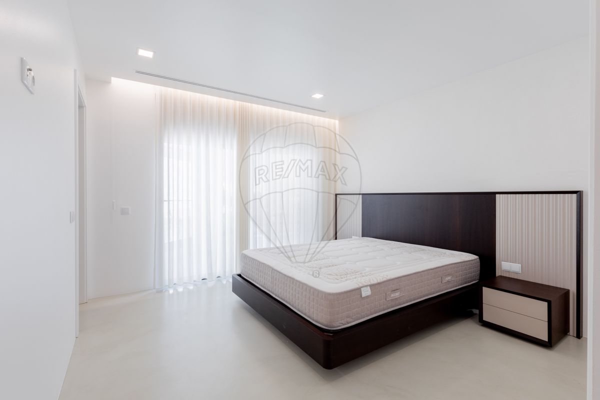 listing 122881202-209 picture-0