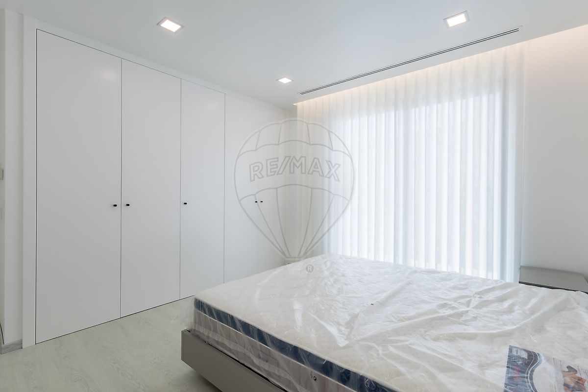 listing 122881202-209 picture-0