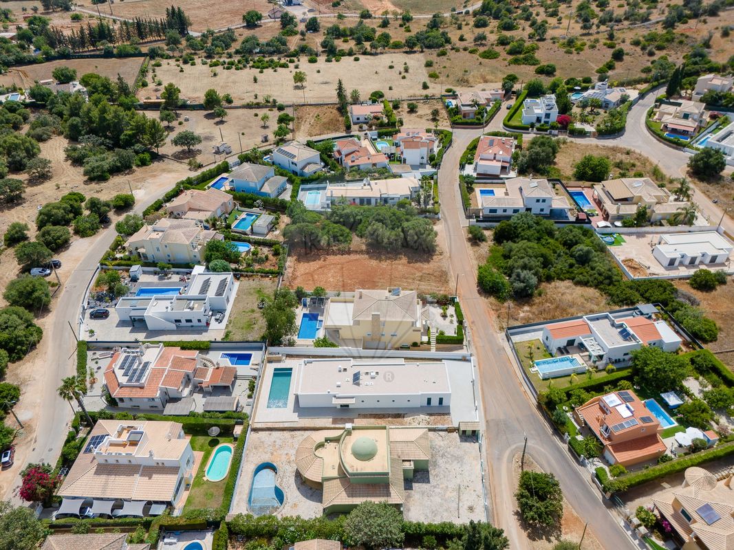 listing 122881103-506 picture-0