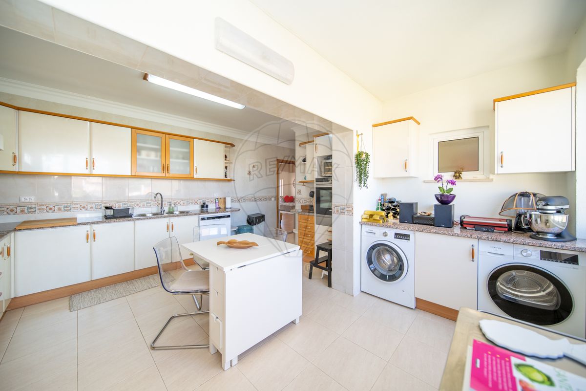 listing 122881178-238 picture-0