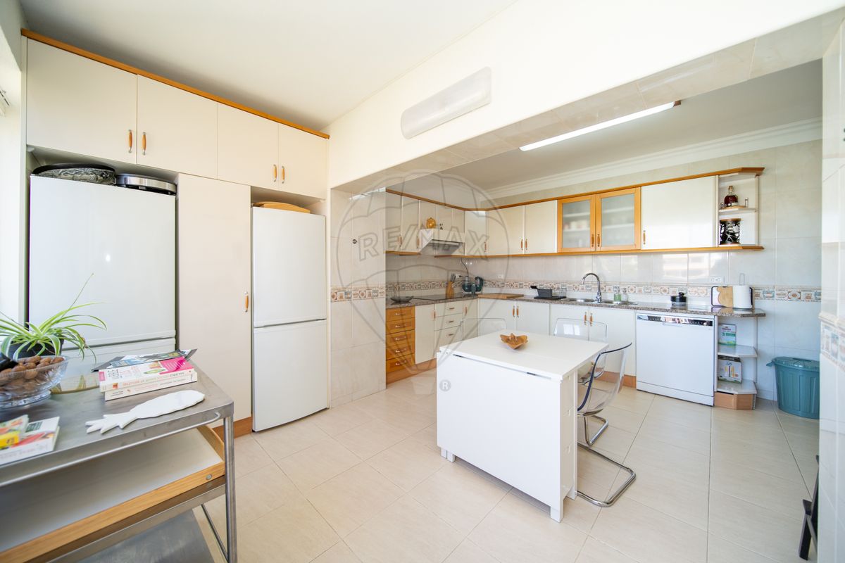 listing 122881178-238 picture-0