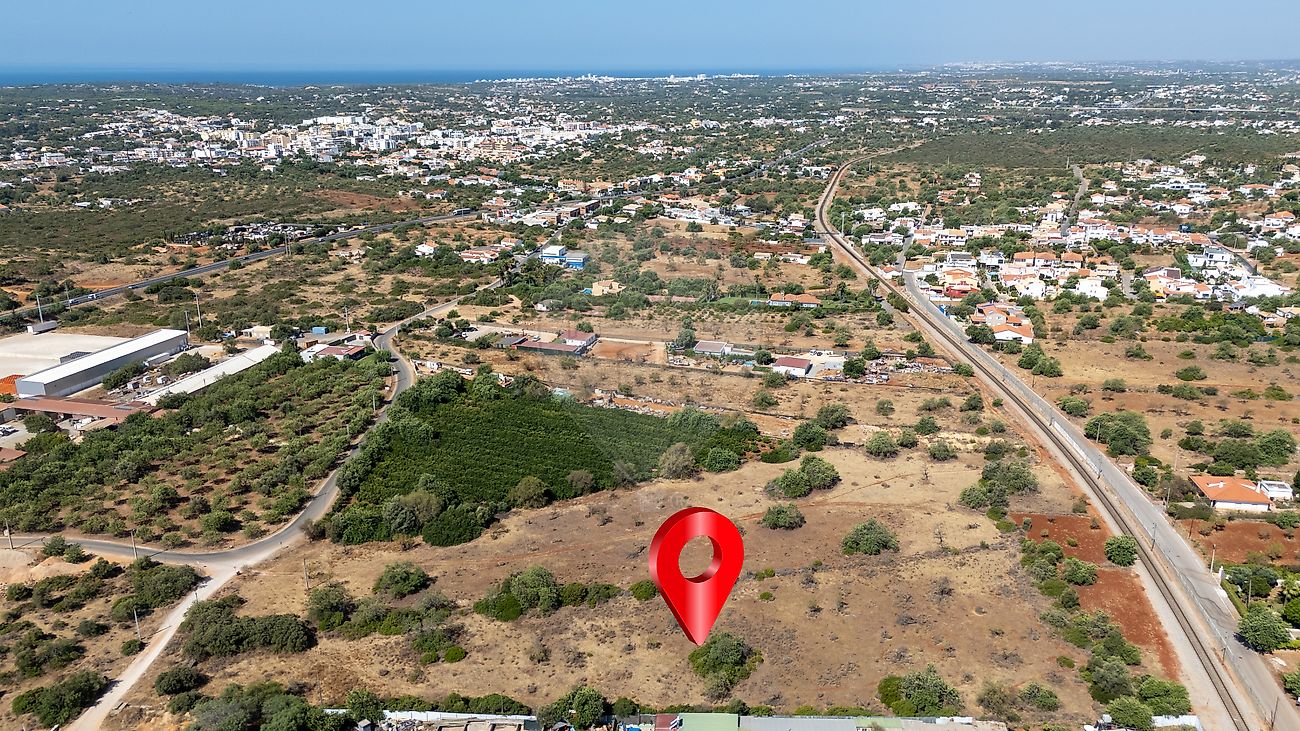 Terreno à venda em Loulé