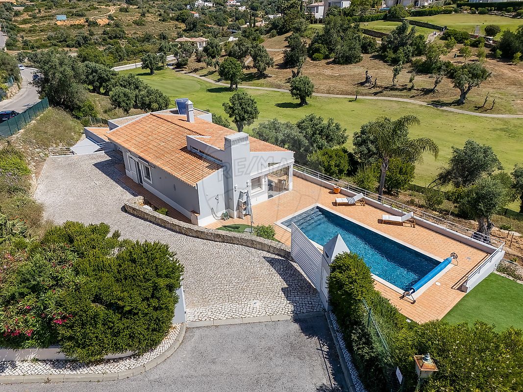 Moradia T3 à venda em Lagoa (Algarve)