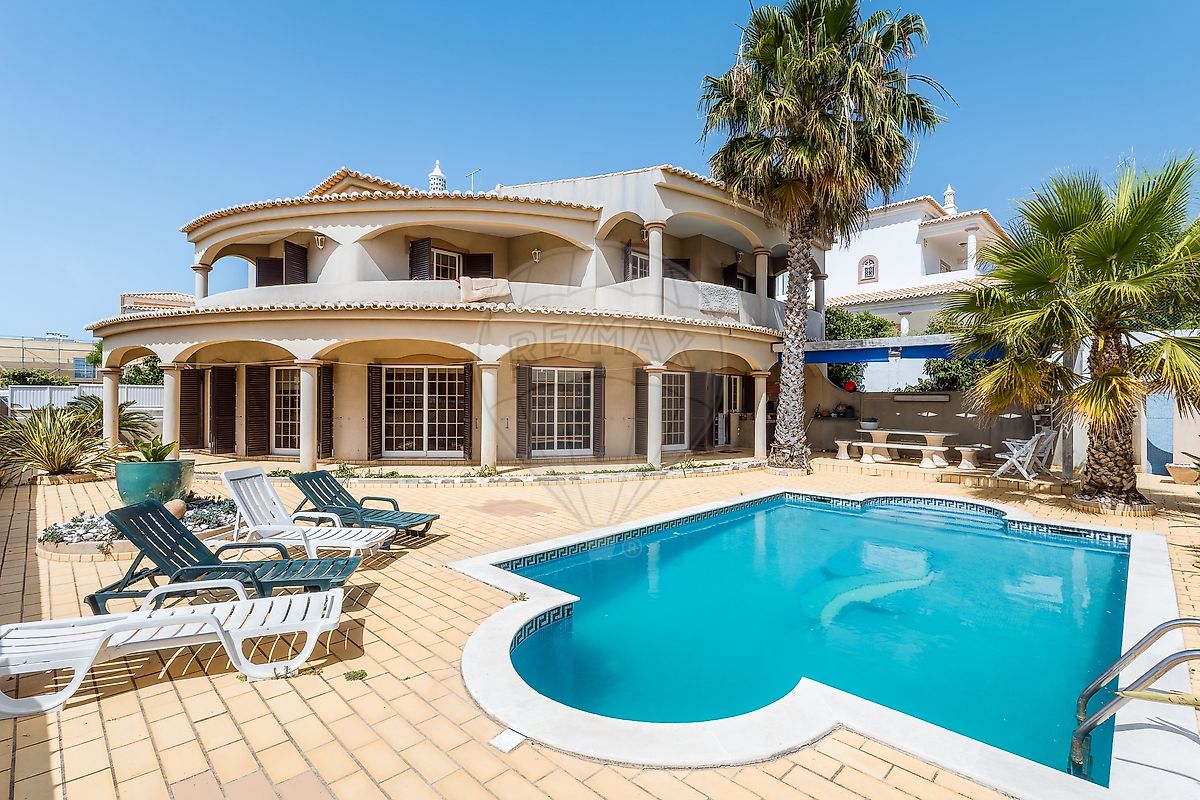 Moradia T4 à venda em Portimão