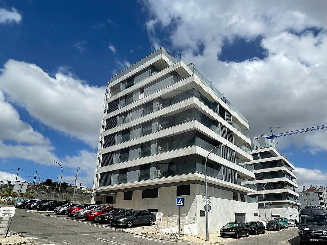 Terreno  à venda em Amadora