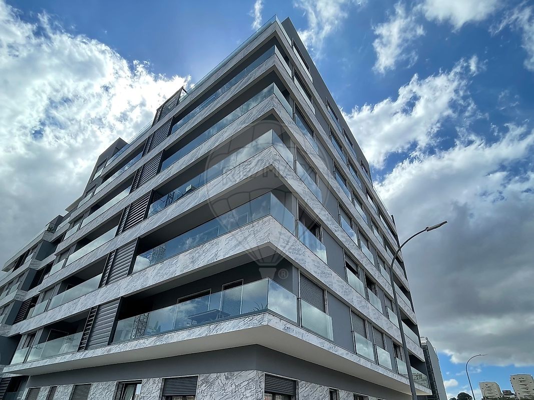 Terreno  à venda em Amadora