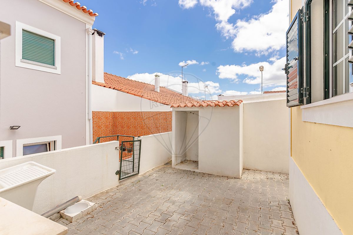 listing 122911716-2 picture-0