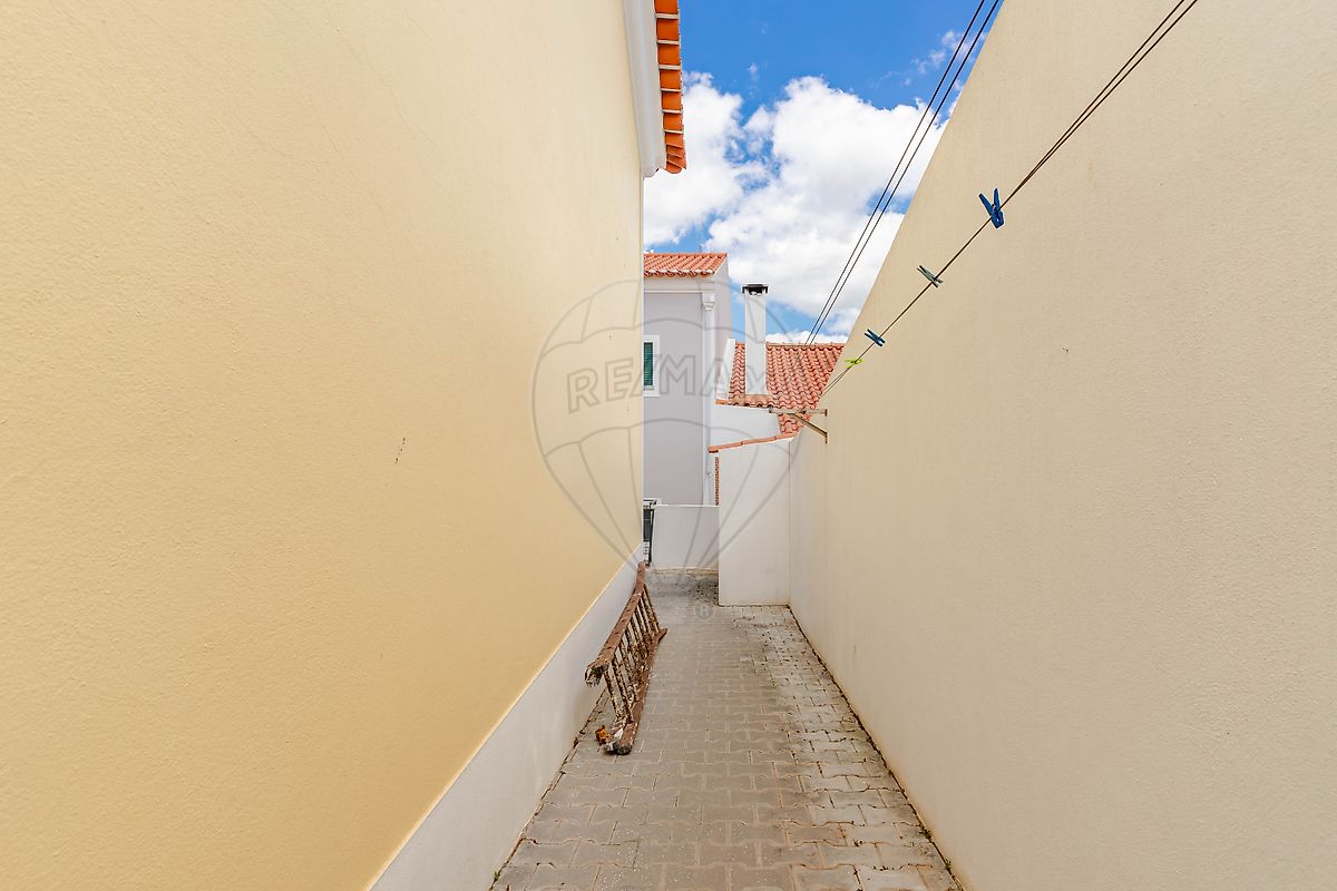 listing 122911716-2 picture-0