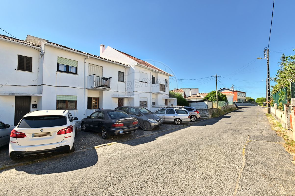 listing 122911512-49 picture-0