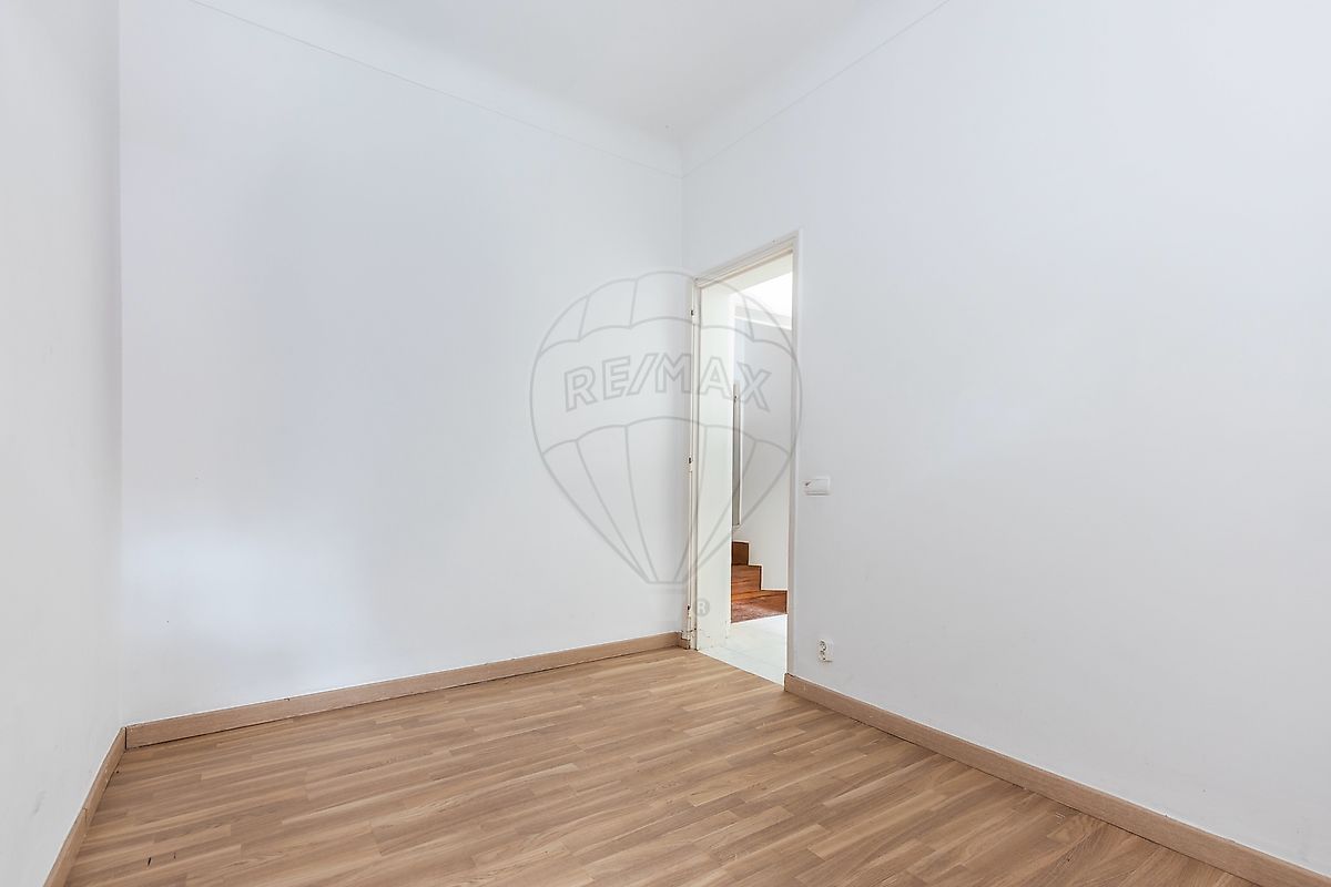 listing 122911385-112 picture-0
