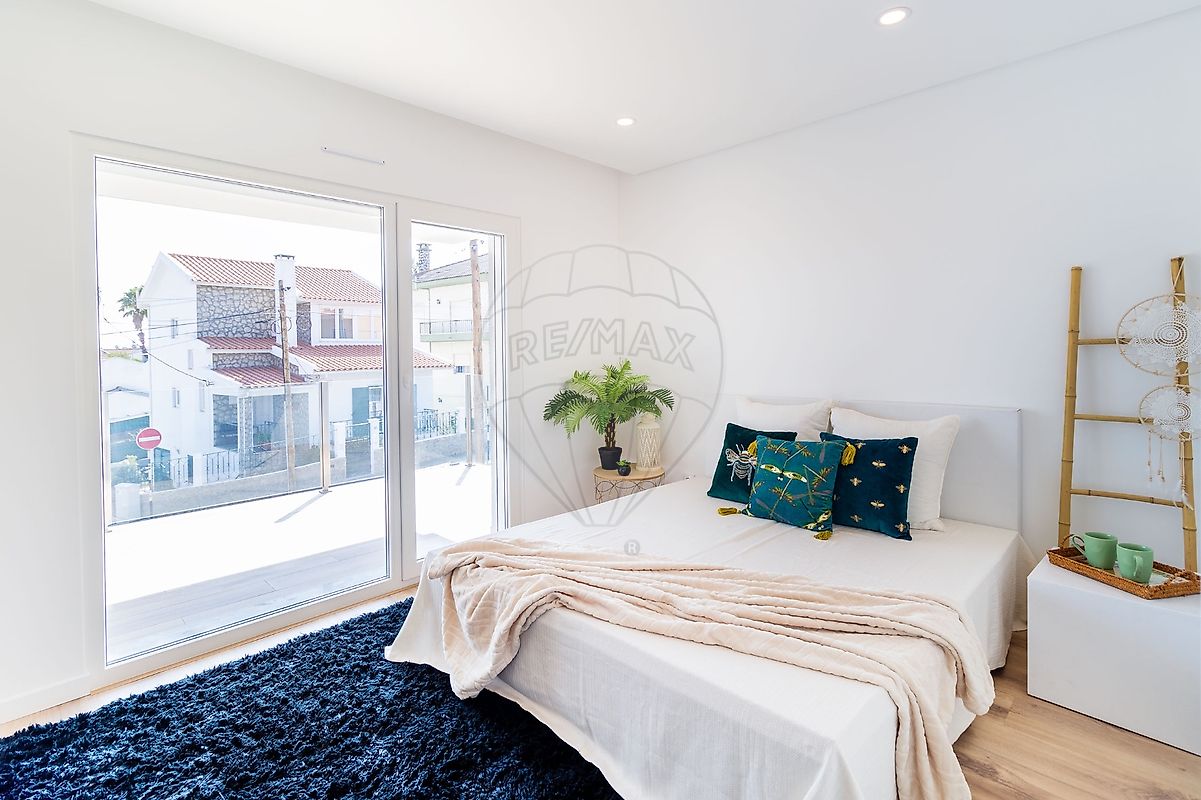 listing 122911272-233 picture-0
