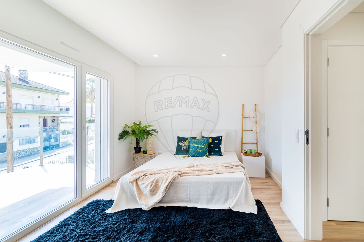 listing 122911272-233 picture-0
