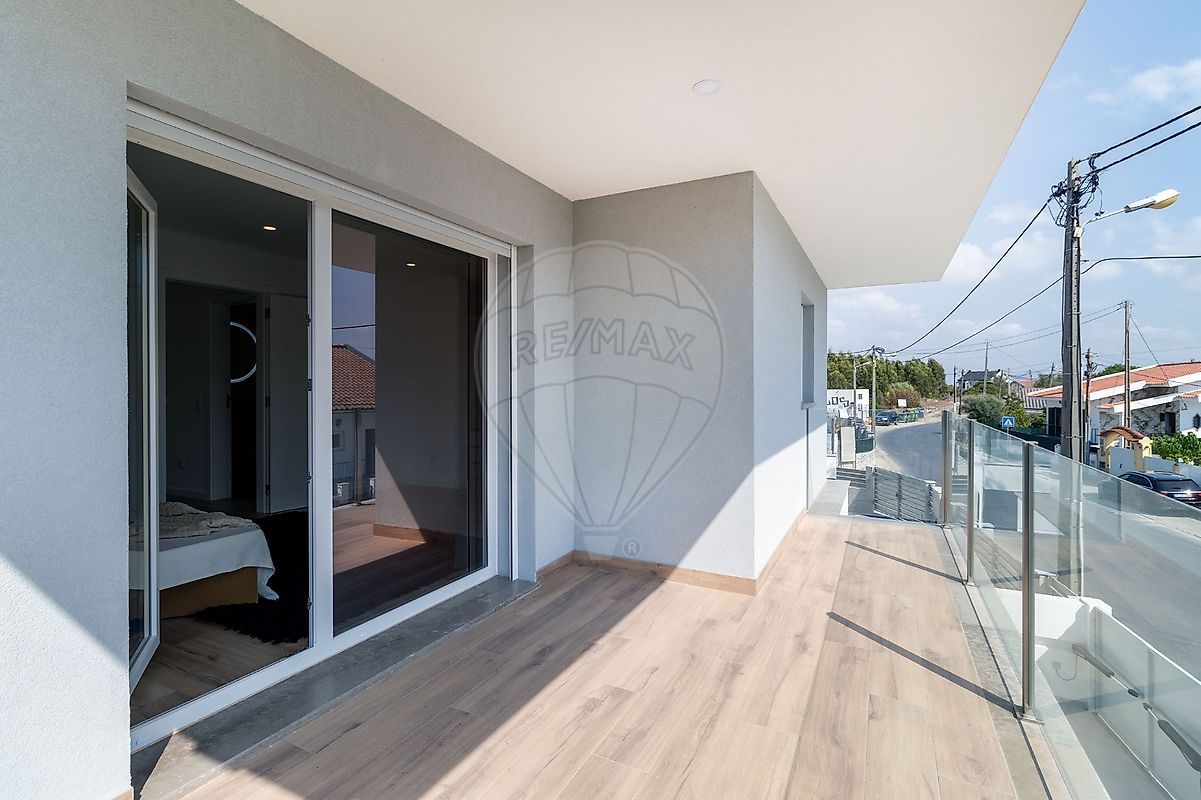 listing 122911272-233 picture-0