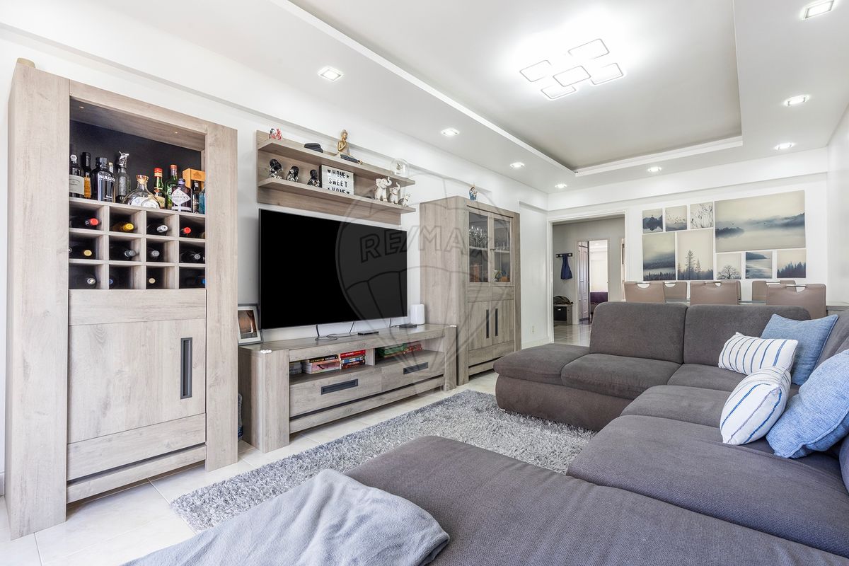 Apartamento T4 para venda