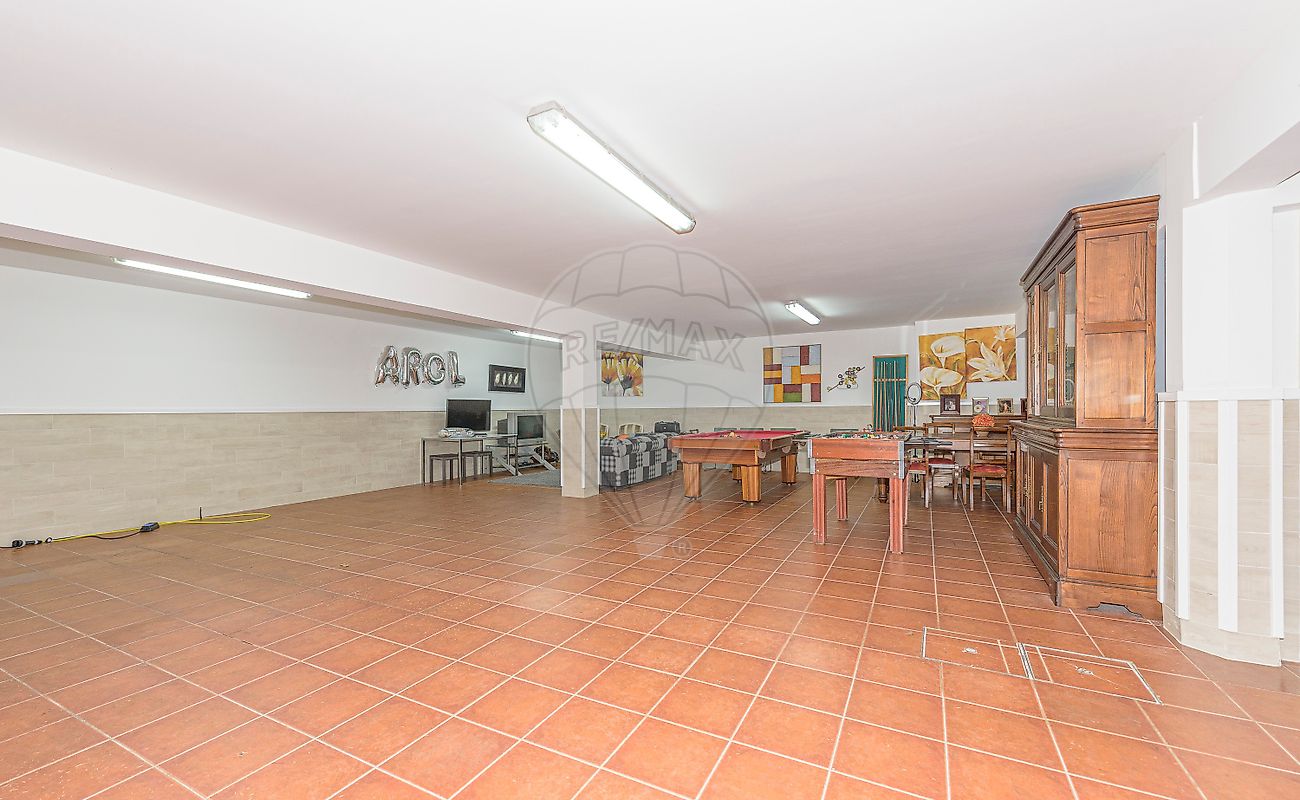 Moradia T5 em Queluz e Belas 50