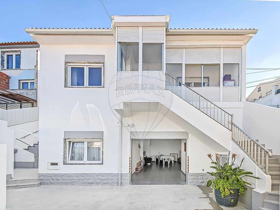 Moradia T4 à venda em Lourinhã