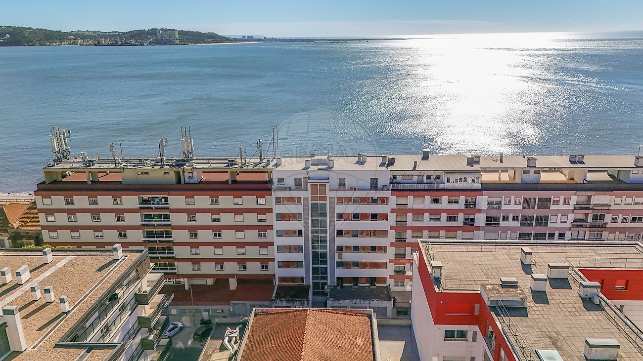 Apartamento T1 à venda em Oeiras