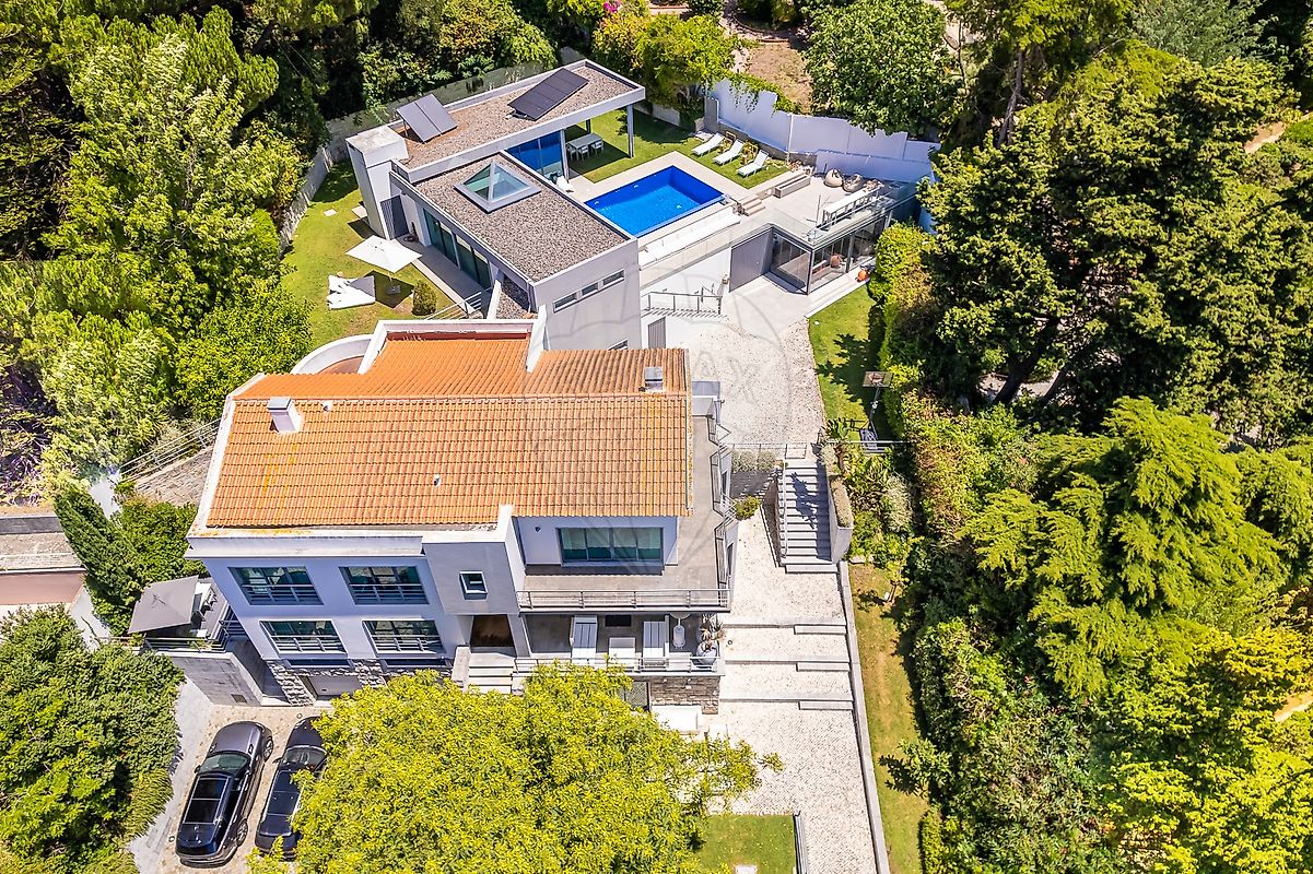 Moradia T4 à venda em Oeiras