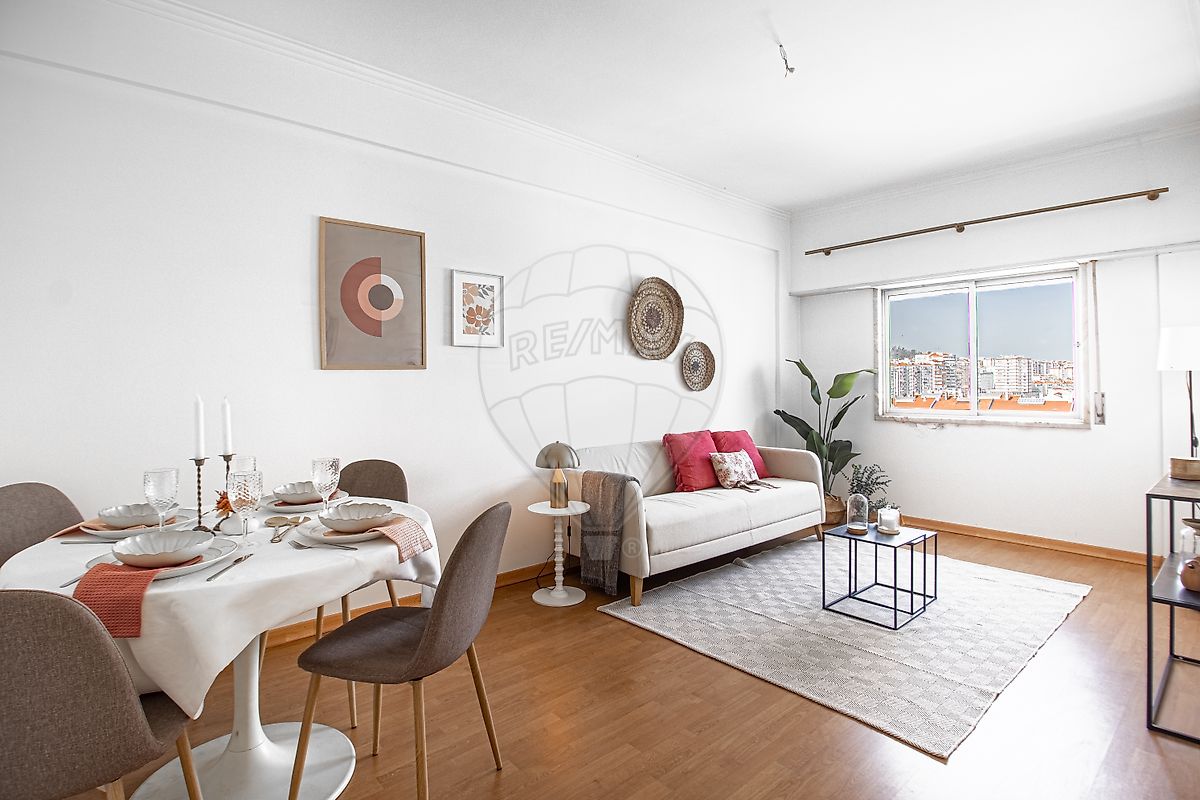 Apartamento T2 à venda em Odivelas