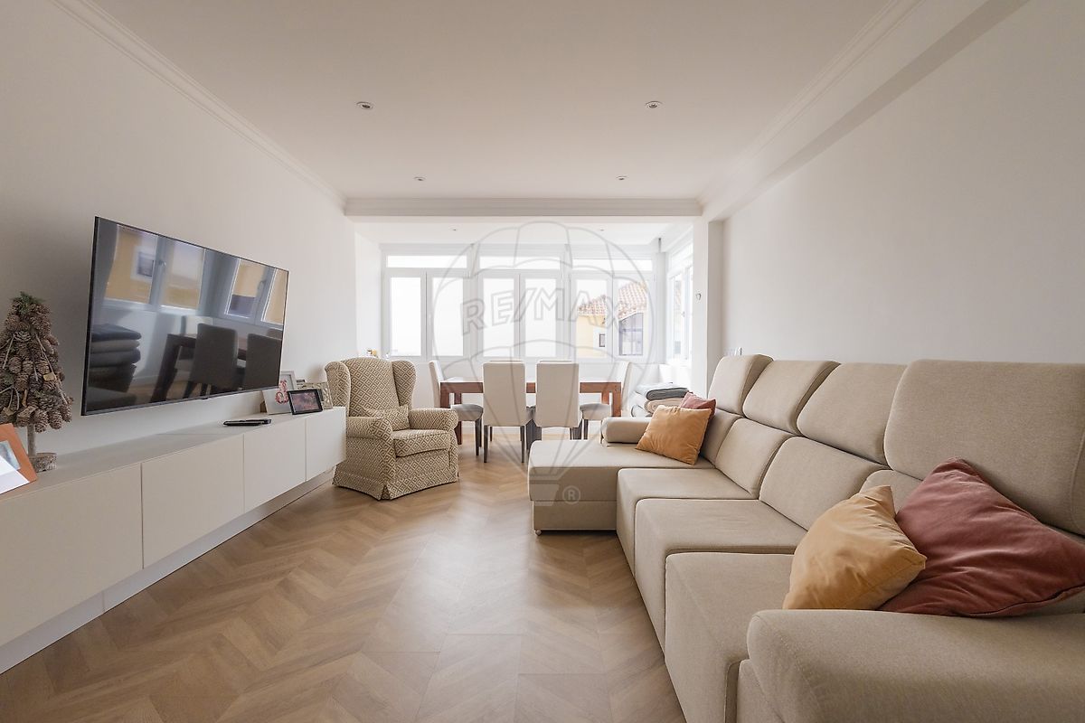 Apartamento T3 à venda em Oeiras