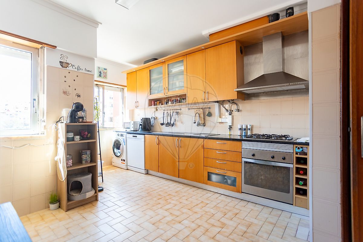 Apartamento T3 à venda em Sintra