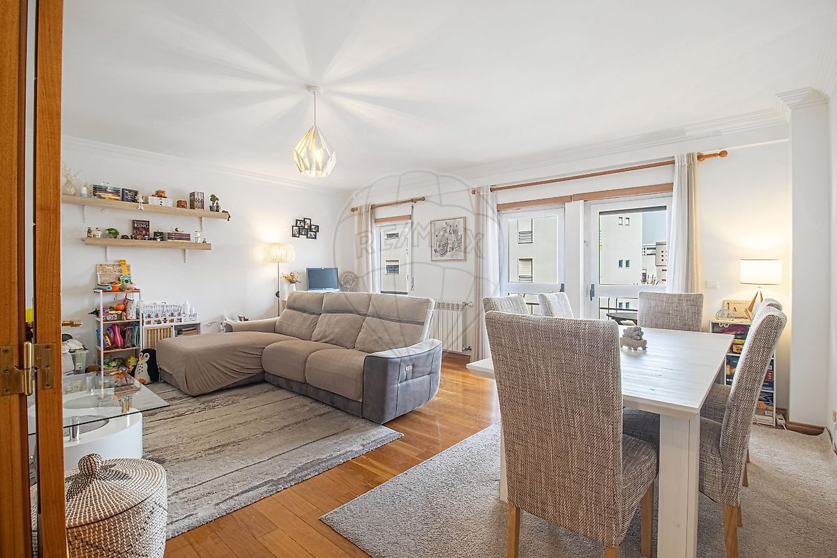 Apartamento T2 à venda em Oeiras