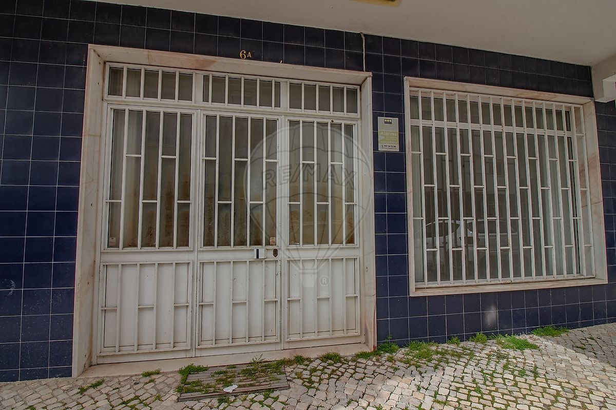 Loja - Barcarena, Oeiras, Lisboa