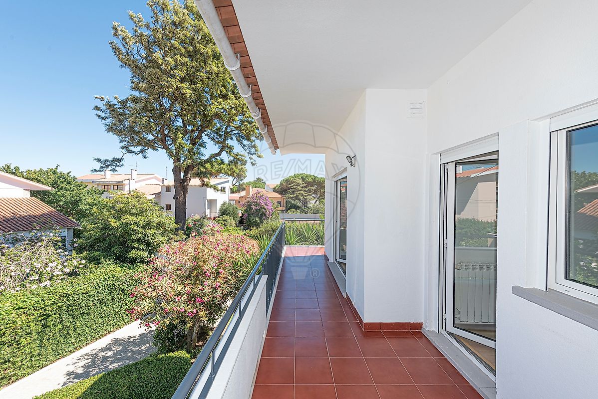 Moradia T3 em Carcavelos e Parede 31