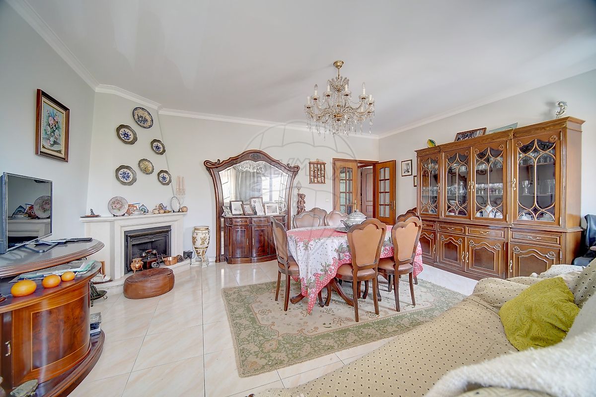 Apartamento T2 à venda em Oeiras