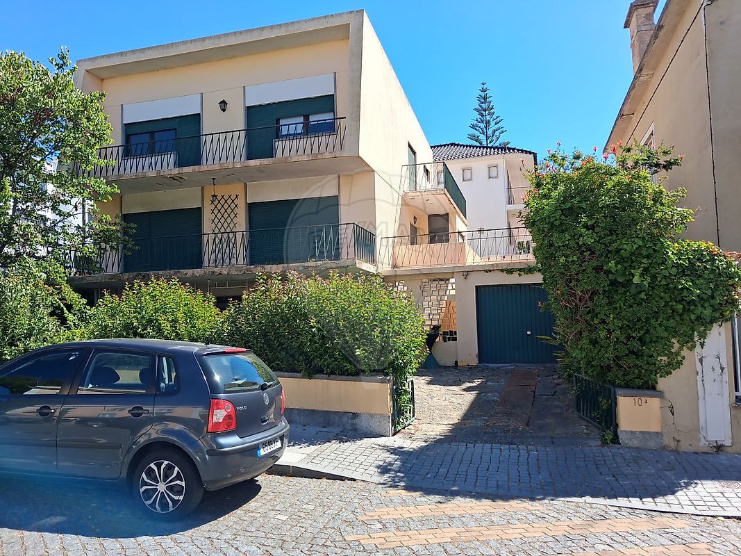 Moradia T5 à venda em Oeiras