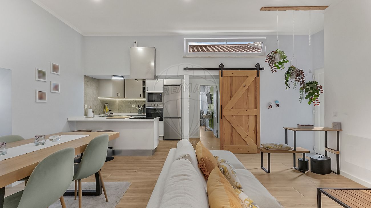 Apartamento T2 à venda em Torres Vedras