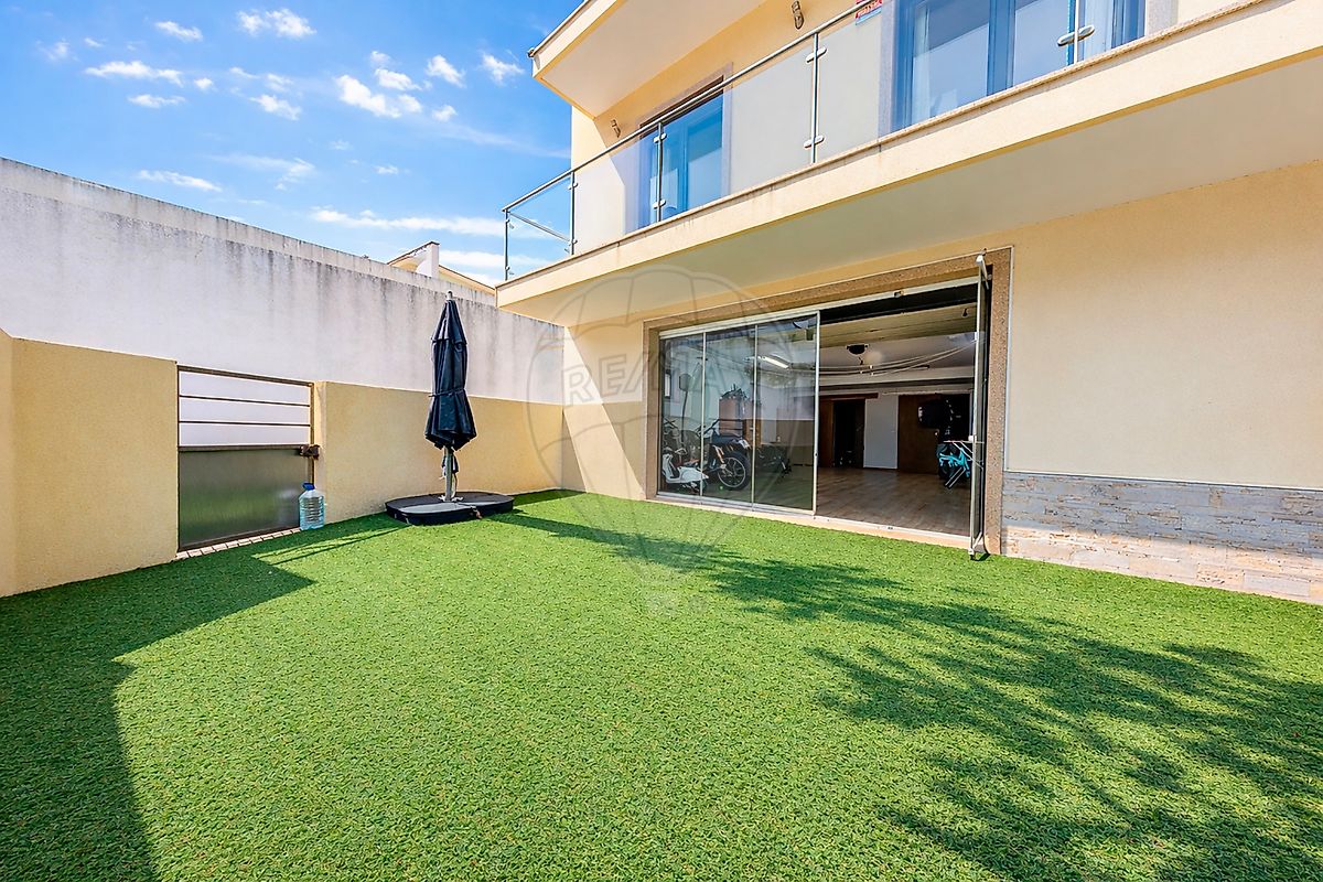 Apartamento T3 à venda em Odivelas