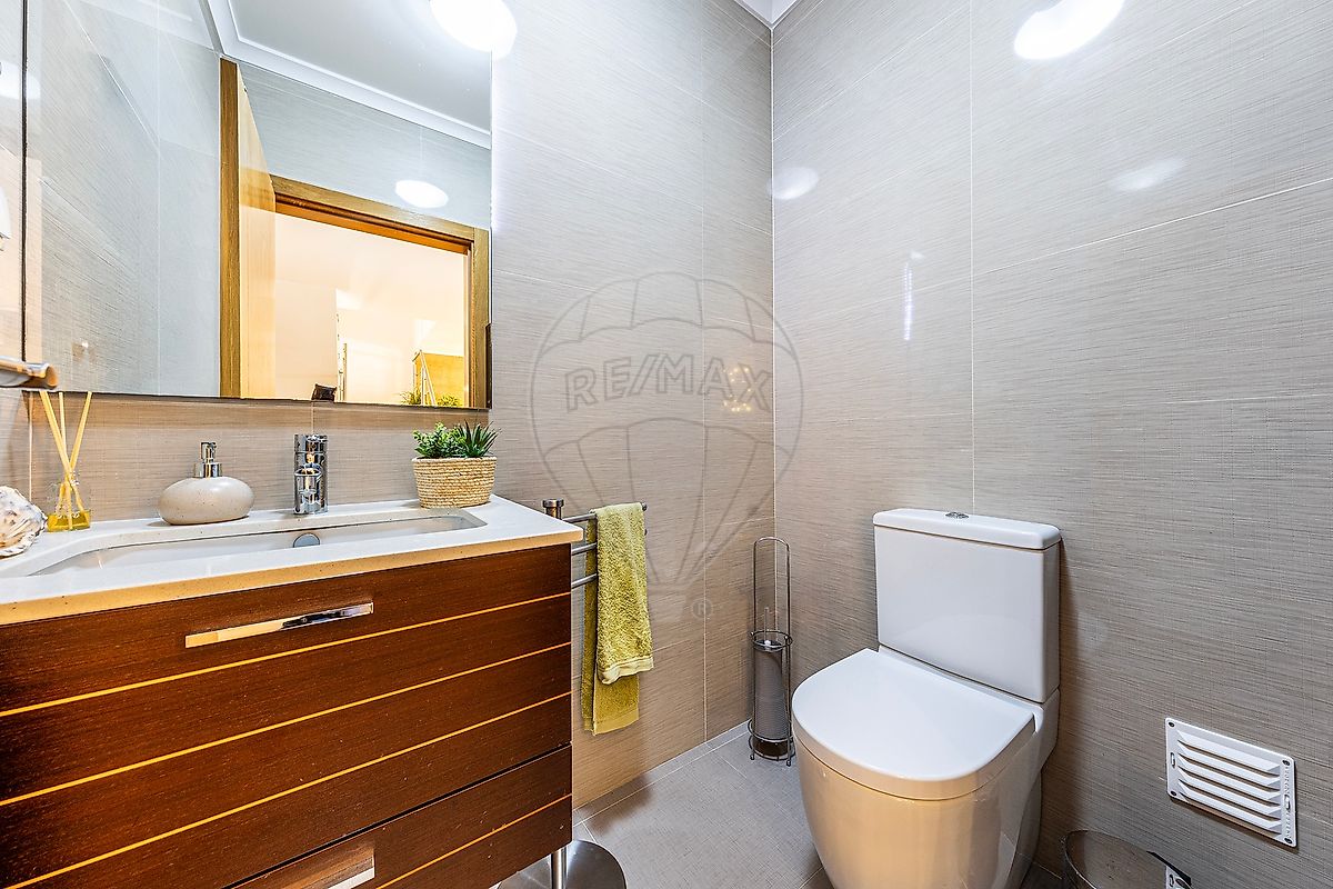 Apartamento T4 à venda em Santo António da Charneca, Barreiro — foto 7